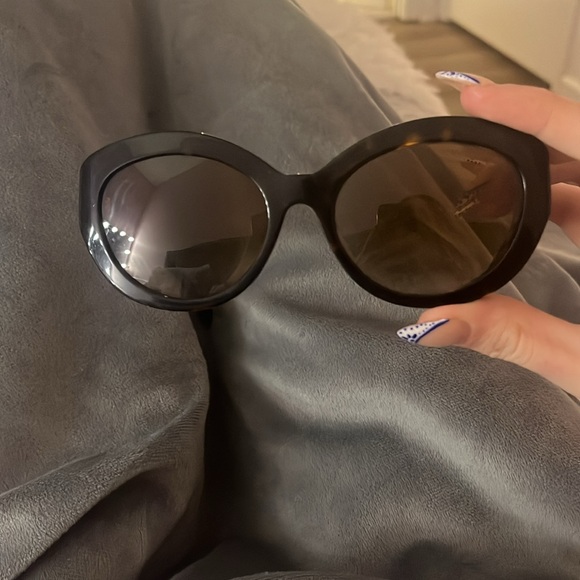 Micheal Kors - Brussels Cat Eye sunglasses - Picture 2 of 4
